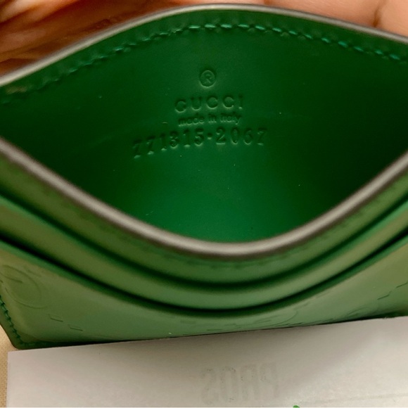 Gucci Rubber Effect Card Holder - Picture 3 of 8